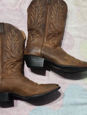 Ariat Heritage Western Boots Women's 10B  Distressed Brown Leather Cowboy